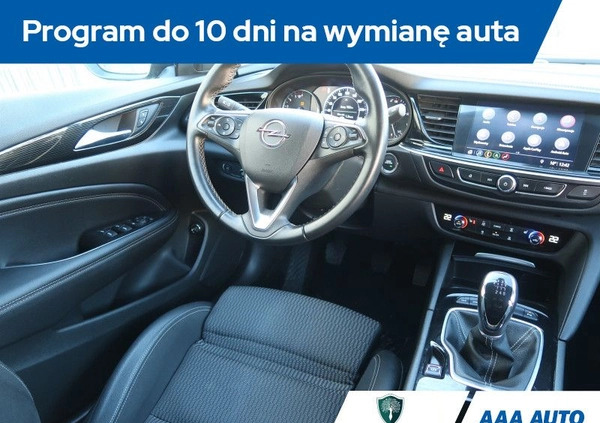 Opel Insignia cena 68501 przebieg: 102701, rok produkcji 2018 z Cieszyn małe 277